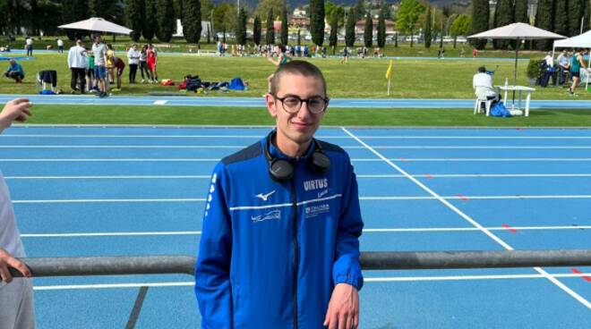 Daniel Galigani e staffetta allievi juniores Atletica Virtus Lucca