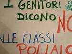 protesta a borgo a mozzano classi pollaio 