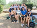 ragazze e allieve l'acquario