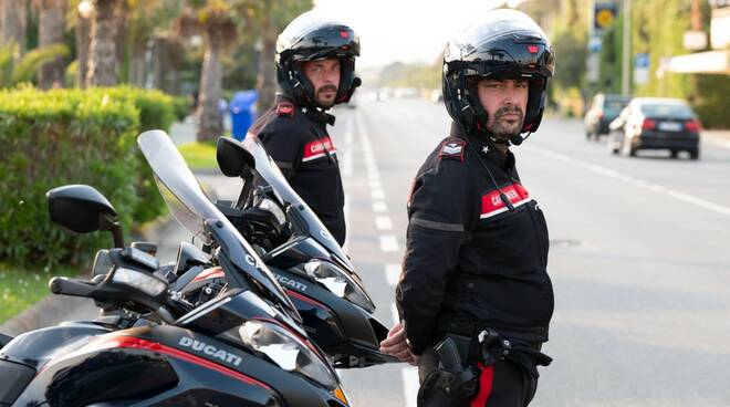 carabinieri viareggio