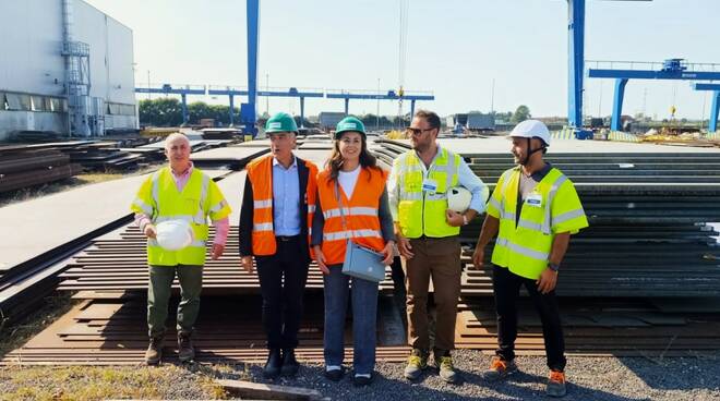 lavorazioni lastre acciaio per nuovo ponte sul serchio