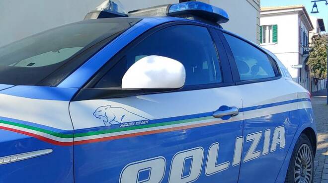 polizia droga soldi livorno 