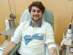 giovani volontari dell'associazione Fucecchio è Libera donano sangue 
