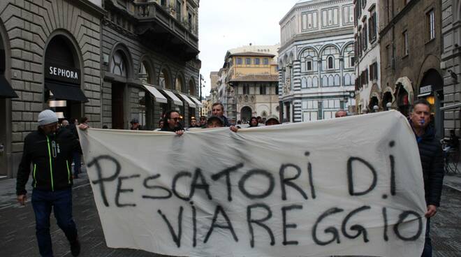 protesta pescatori VIareggio Regione