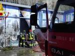 vigili del fuoco incendio magazzino pistoia