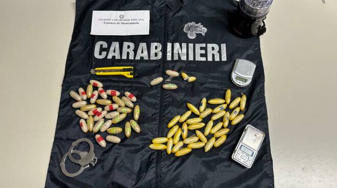 ovuli droga prato carabinieri 