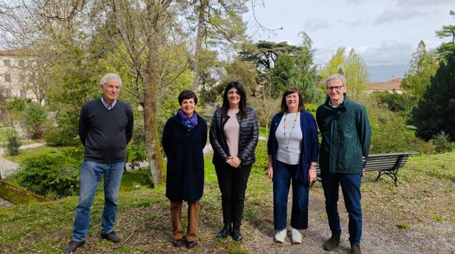 incontri all'orto botanico di lucca