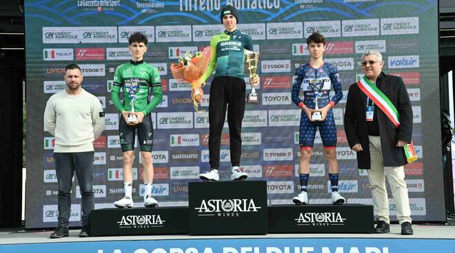 Tirreno Adriatico corsa gara mattino atleti paralimpici