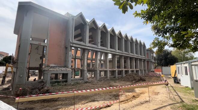 cantiere palestra ita carrara 