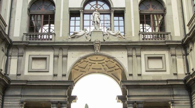 guardia di firenze uffizi 