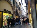 turisti e residenti Pasquetta centro storico di Lucca