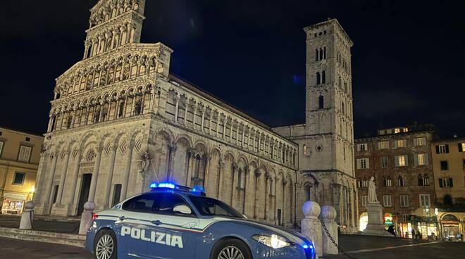 polizia piazza San Michele