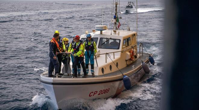  terroristi dirottano il traghetto Livorno - Golfo Aranci: esercitazione di security